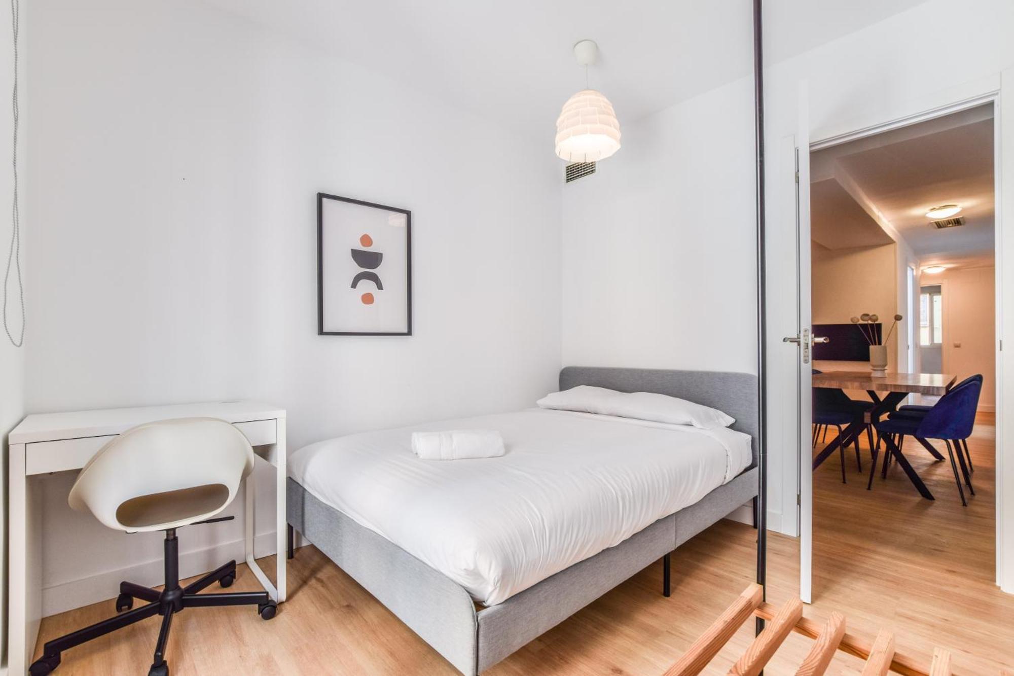 Apartamentos Reformados En Tirso De Molina Act Мадрид Екстериор снимка