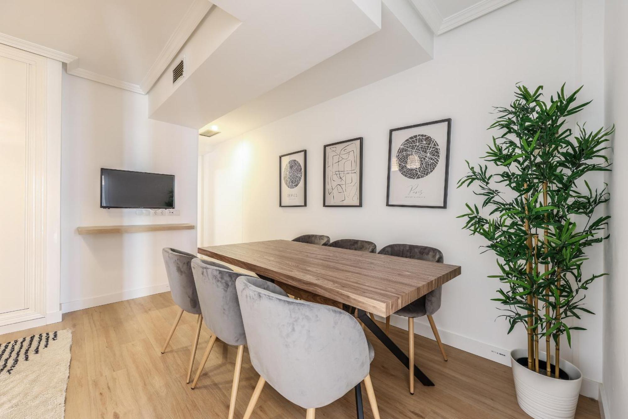 Apartamentos Reformados En Tirso De Molina Act Мадрид Екстериор снимка